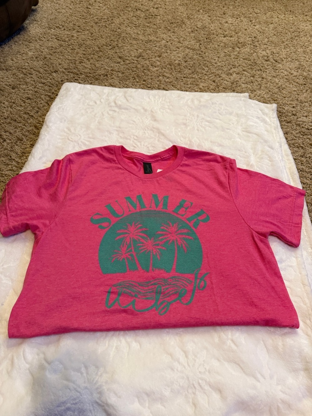 Pink 'Summer Vibes' Graphic women’s T-Shirt